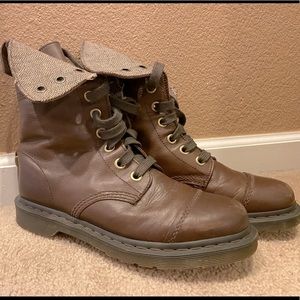 Doc Martens Aimilita Boots size 9 brown and tweed